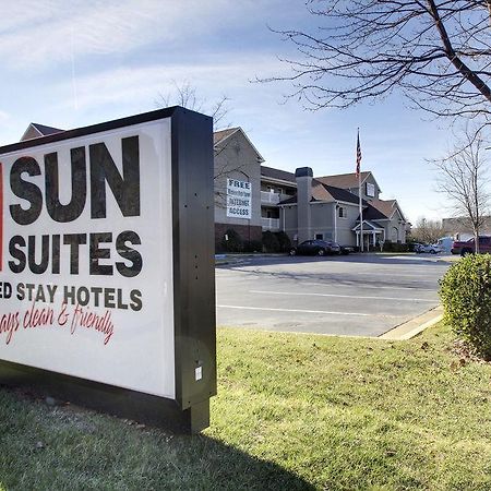 Intown Suites Extended Stay Greensboro Nc - Lanada Eksteriør billede