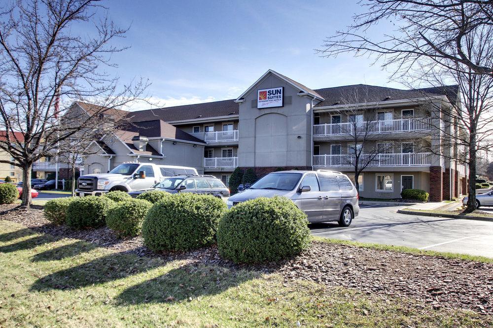 Intown Suites Extended Stay Greensboro Nc - Lanada Eksteriør billede